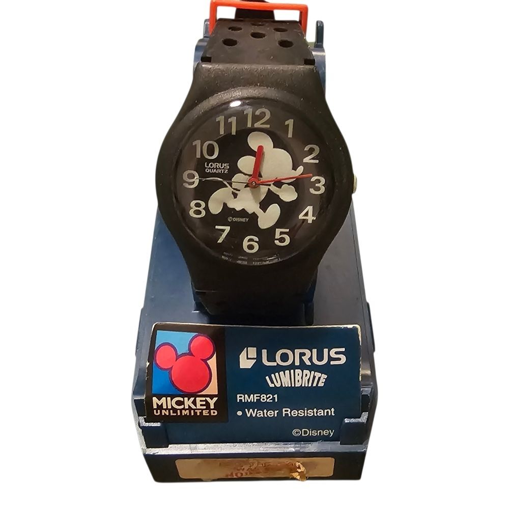 Vintage New Lorus Mickey Unlimited Disney Mickey Mouse watch - Picture 8 of 10